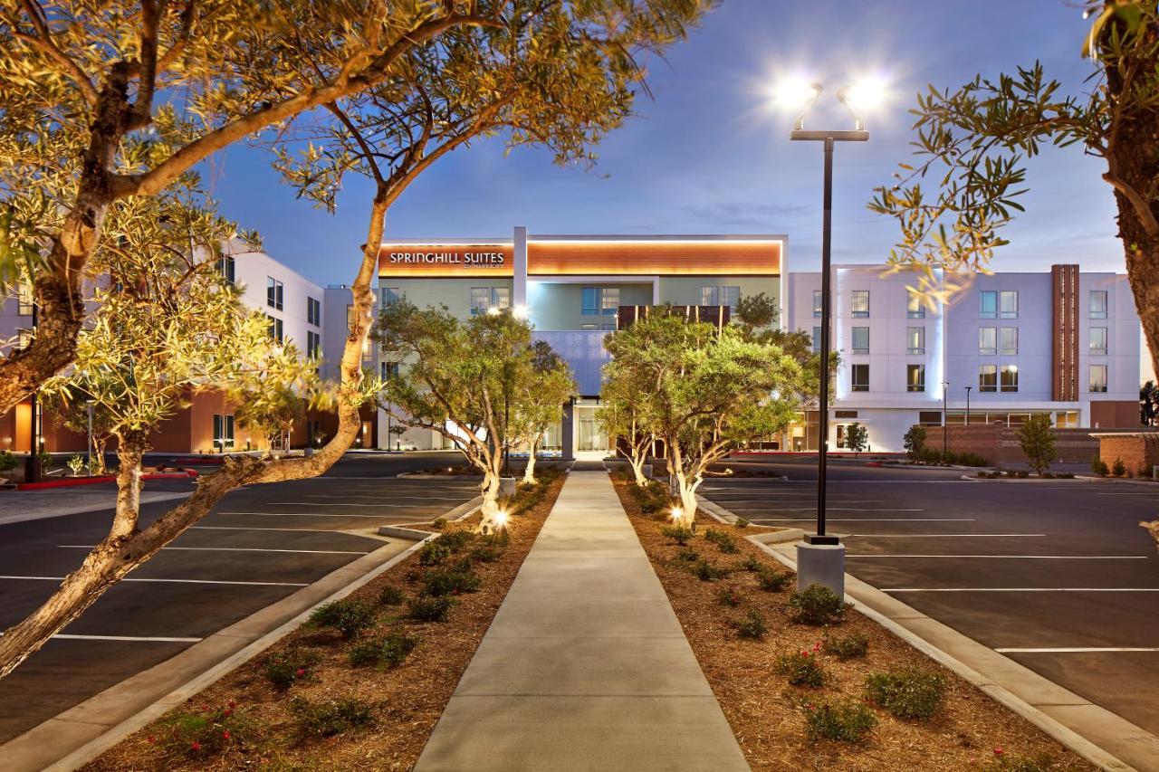 Springhill Suites By Marriott Los Angeles Downey Exterior foto